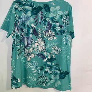 CJ Banks Teal Floral Pullover Short Sleeve Top